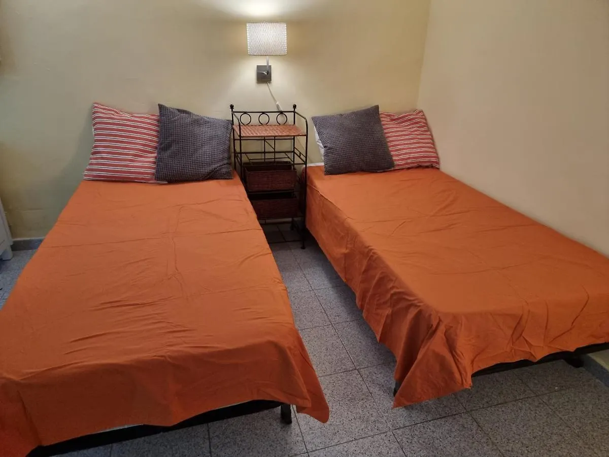 Apart 2 Beds 1 Sofabed Downtown 31 Nigths Min Barcelona 0*,  Spain